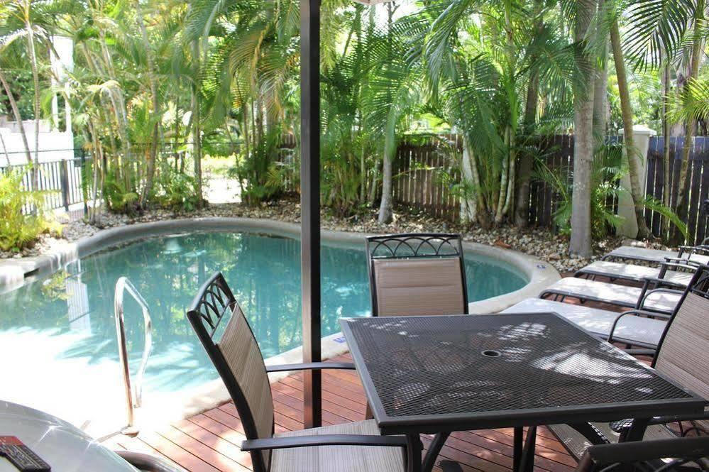 Seascape Holidays - Tropic Sands Port Douglas Eksteriør billede